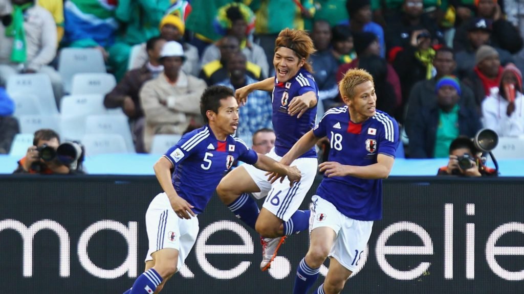 Japón celebrando el gol de Honda | FIFA