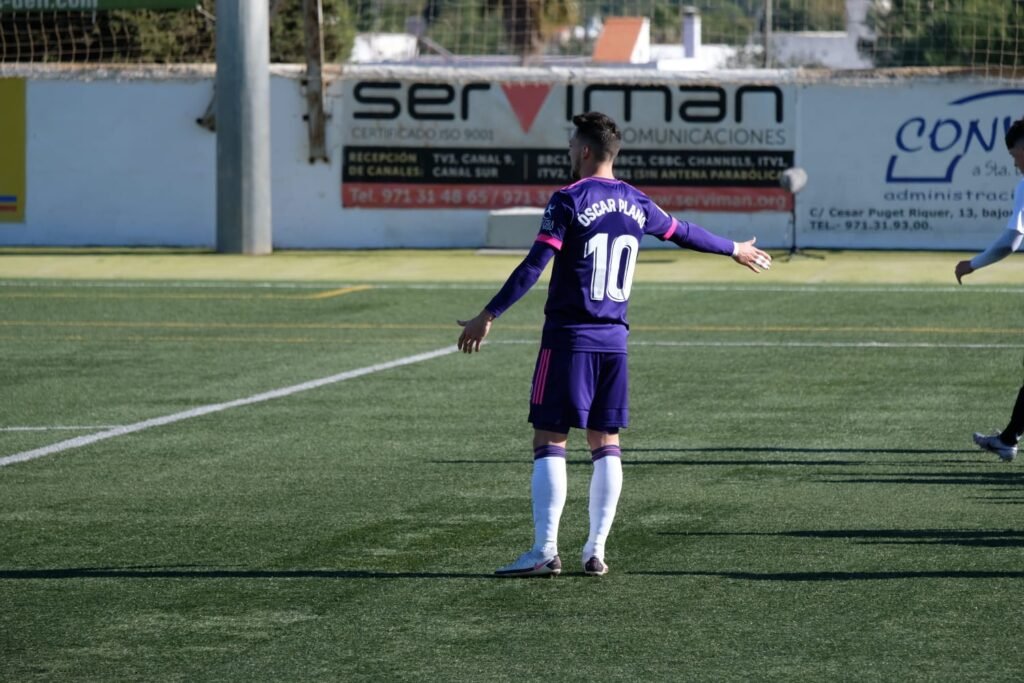 Óscar Plano fue clave para que el Valladolid remontara al Peña | Foto: 