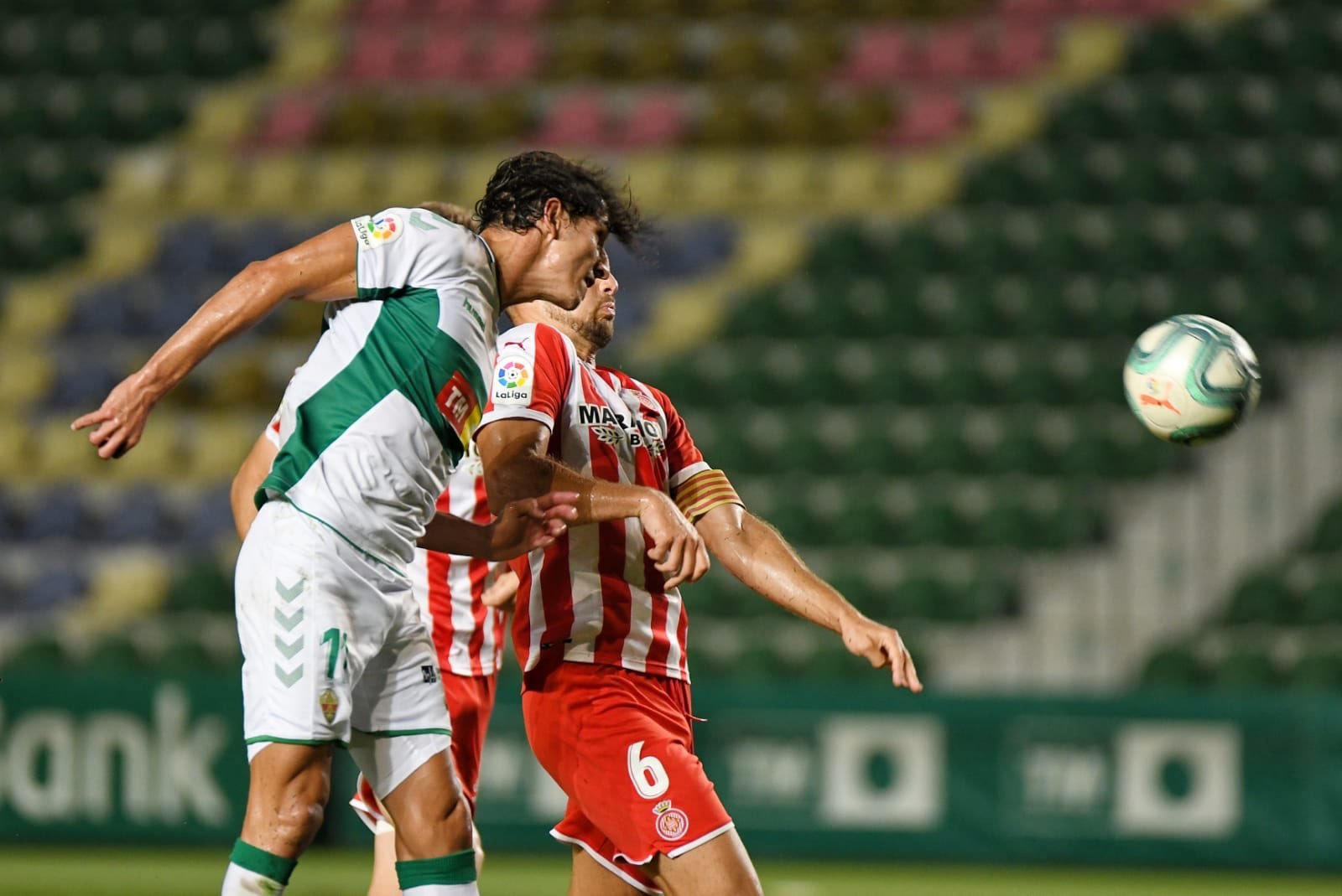 El miedo a perder de Elche y Girona deja todo abierto - AreaDePenalti