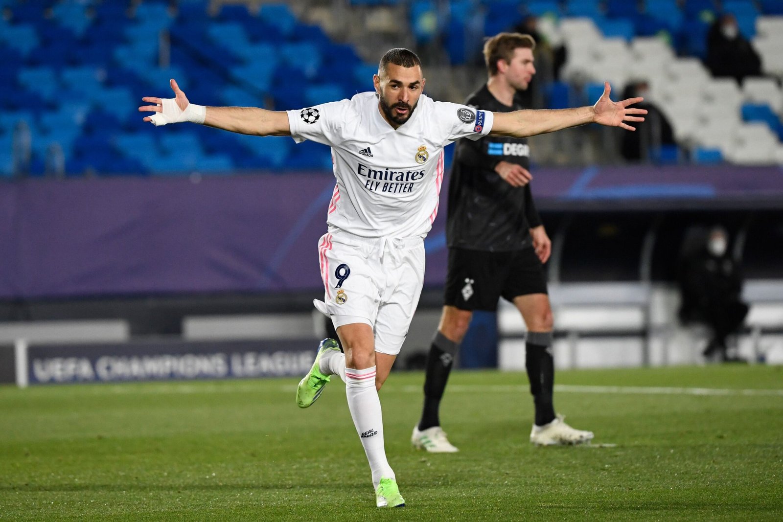 El Real Madrid no defrauda y se clasifica a los octavos de la Champions